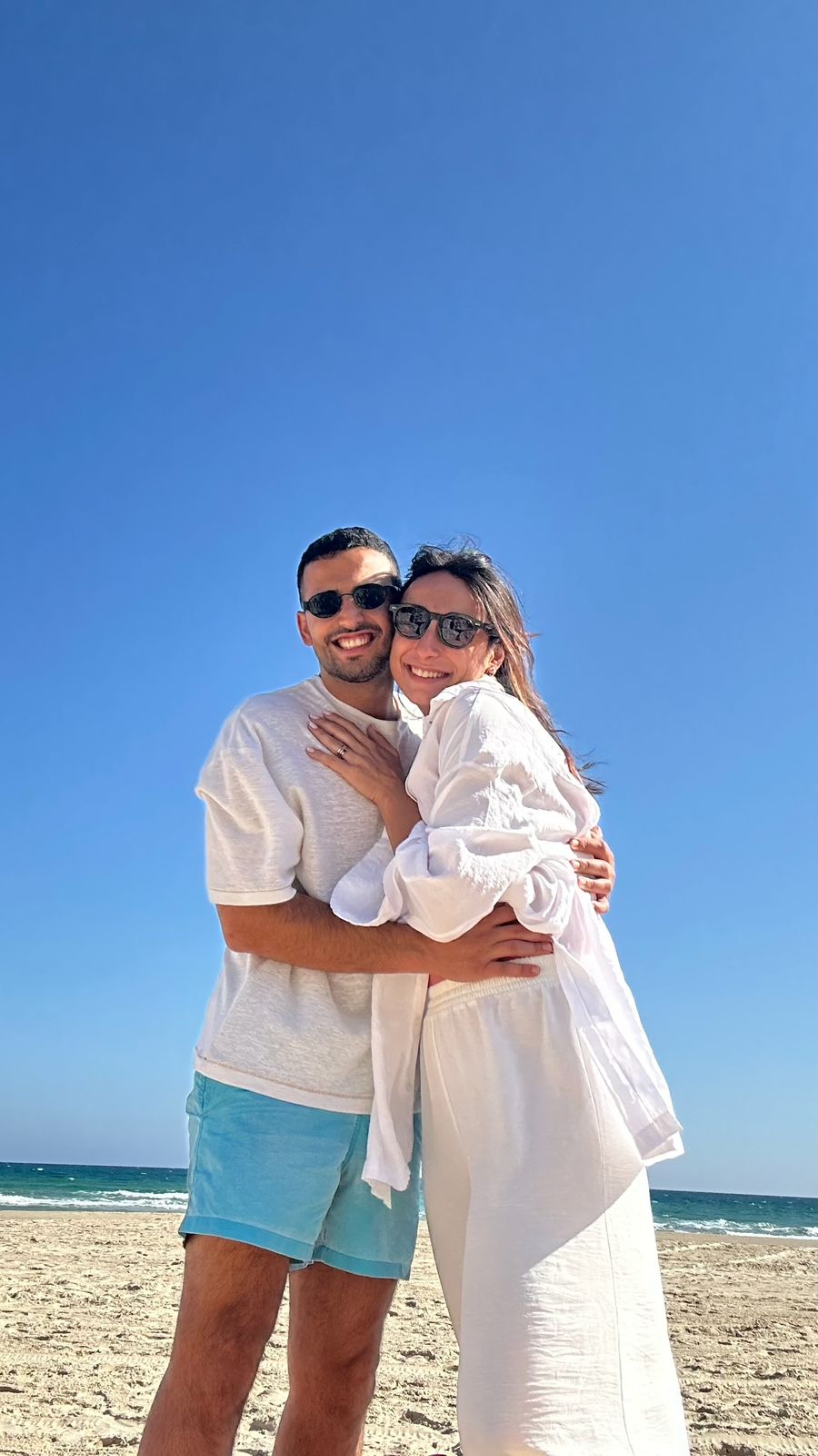 Noa et Yakov à la plage